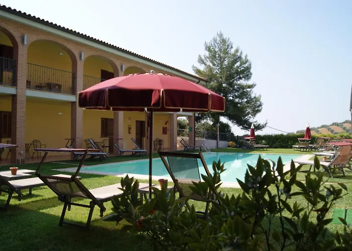 Hotel Ristorante Le Querciolaie Dei Ricci