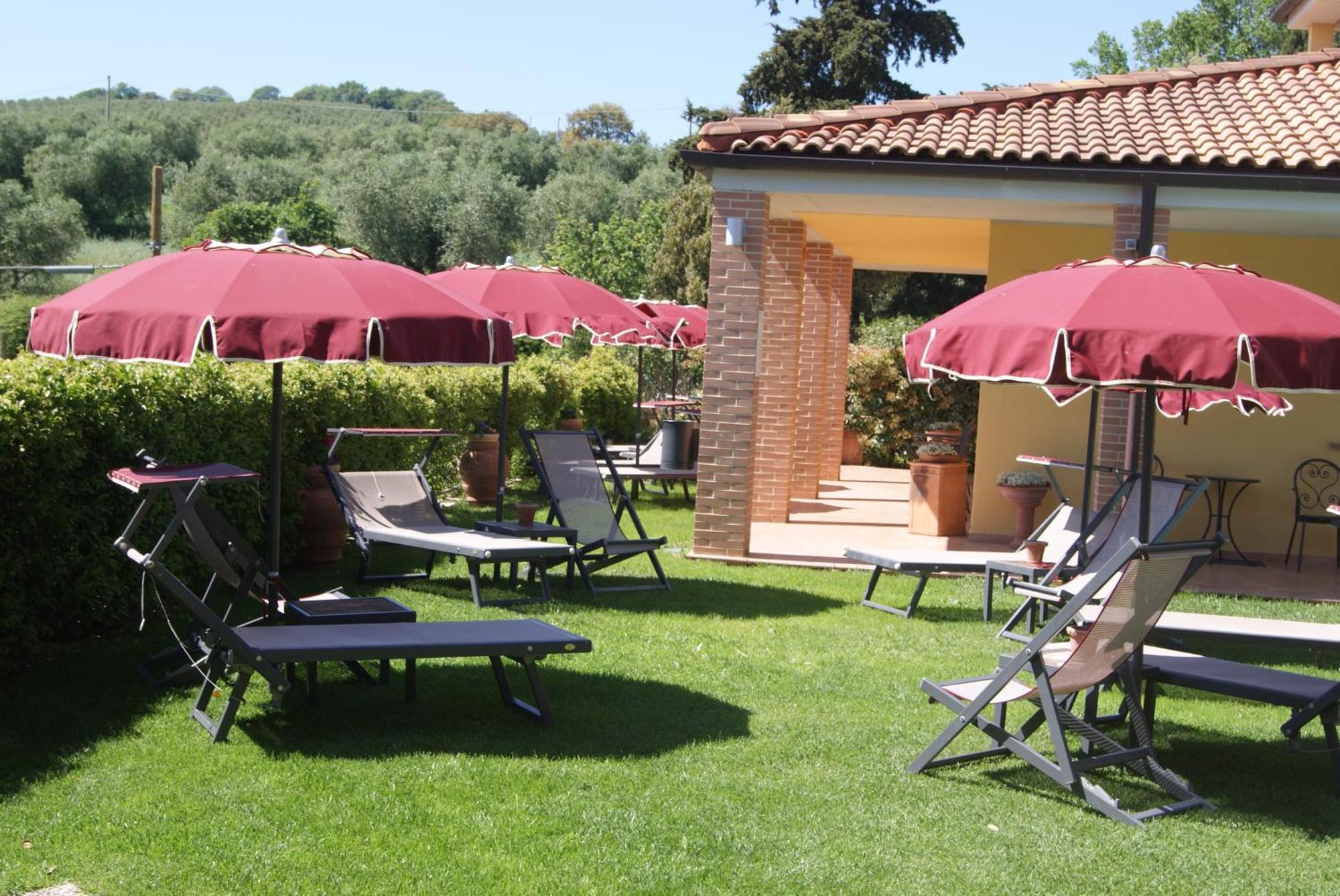 Hotel Ristorante Le Querciolaie Dei Ricci 3*